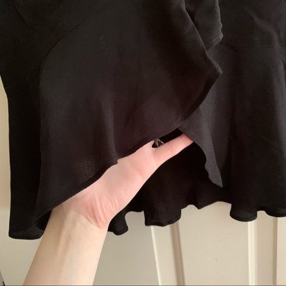 H&M black cute ruffle skirt 2 - Picture 3 of 6